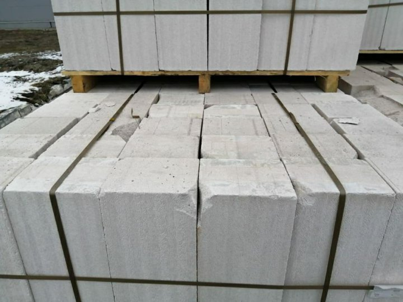 Газобетонный блок ISTKULT D500 B3,5 600х250х250 мм 2 сорт фото 1